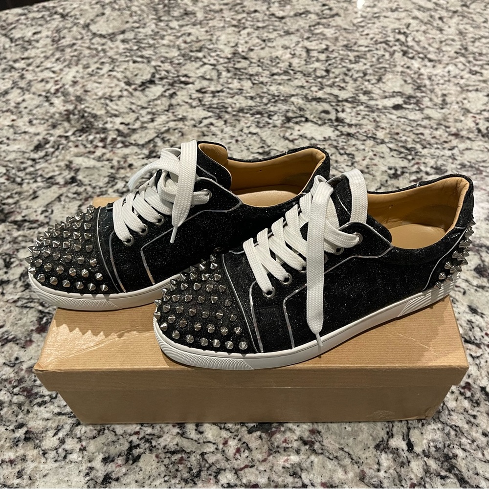 Christian Louboutin Vieira 2 Flat Spikes Low Top Sneaker